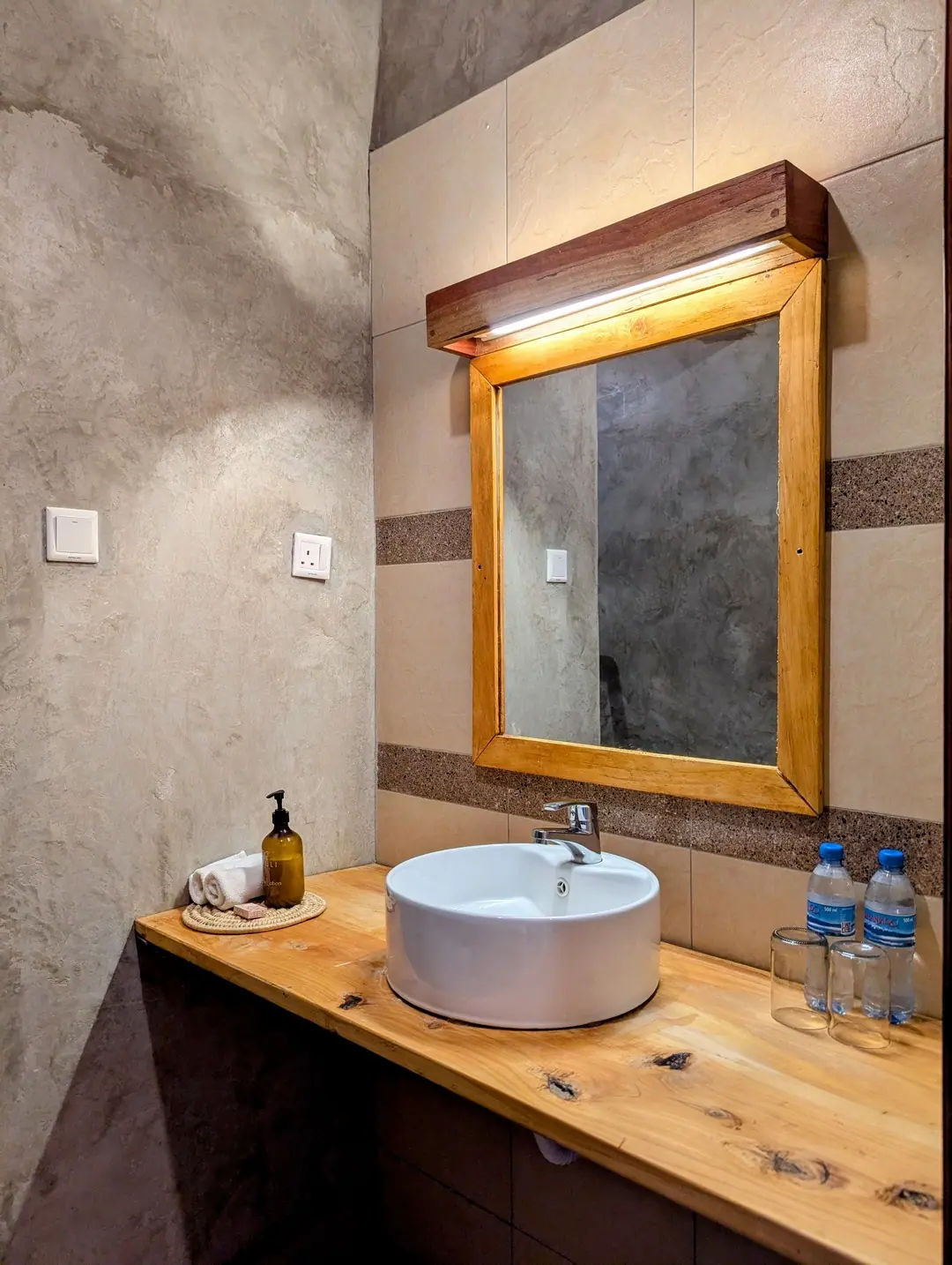 Bathroom vanity, Mvuli Mountain Lodge